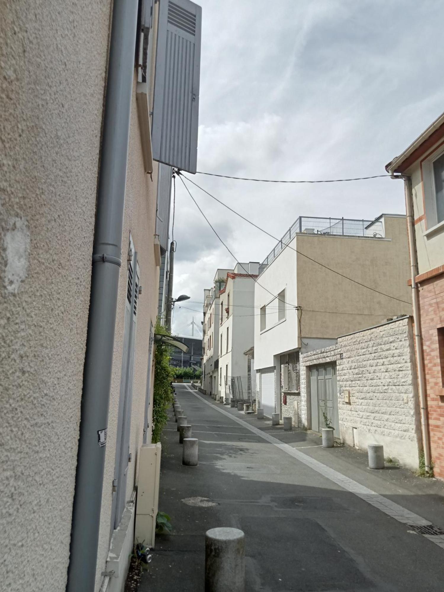 Wifi - Parking - Superbe T3 Spacieux Et Moderne!!!! Saint-Denis-en-Margeride Exterior foto